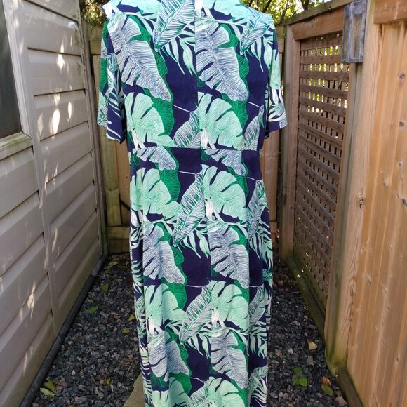 Amish Mennonite Cape Dress 42" Bust 38" Waist Rayon Blue Green Handmade Modest - Picture 5 of 10